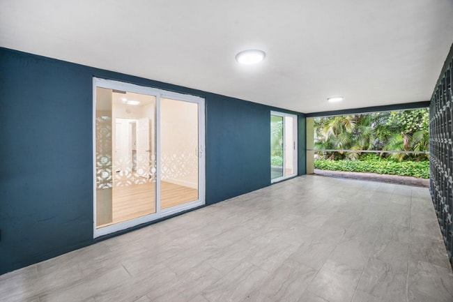 Photo - 434 SW 9th St