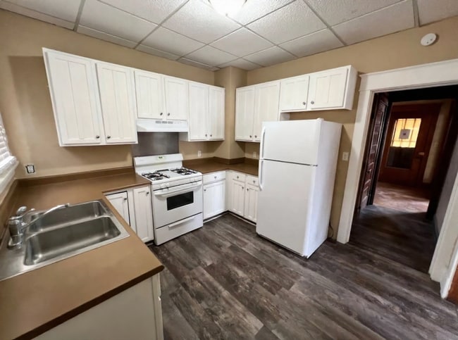 Photo - 2214-2216 7th Ave Unidad 2216