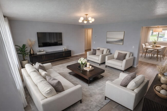 Spacious Living Rooms - Cedar Commons