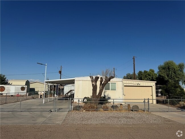 Building Photo - 7866 Meadowlark St Rental