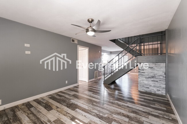 Photo - 4637 N 21st Ave