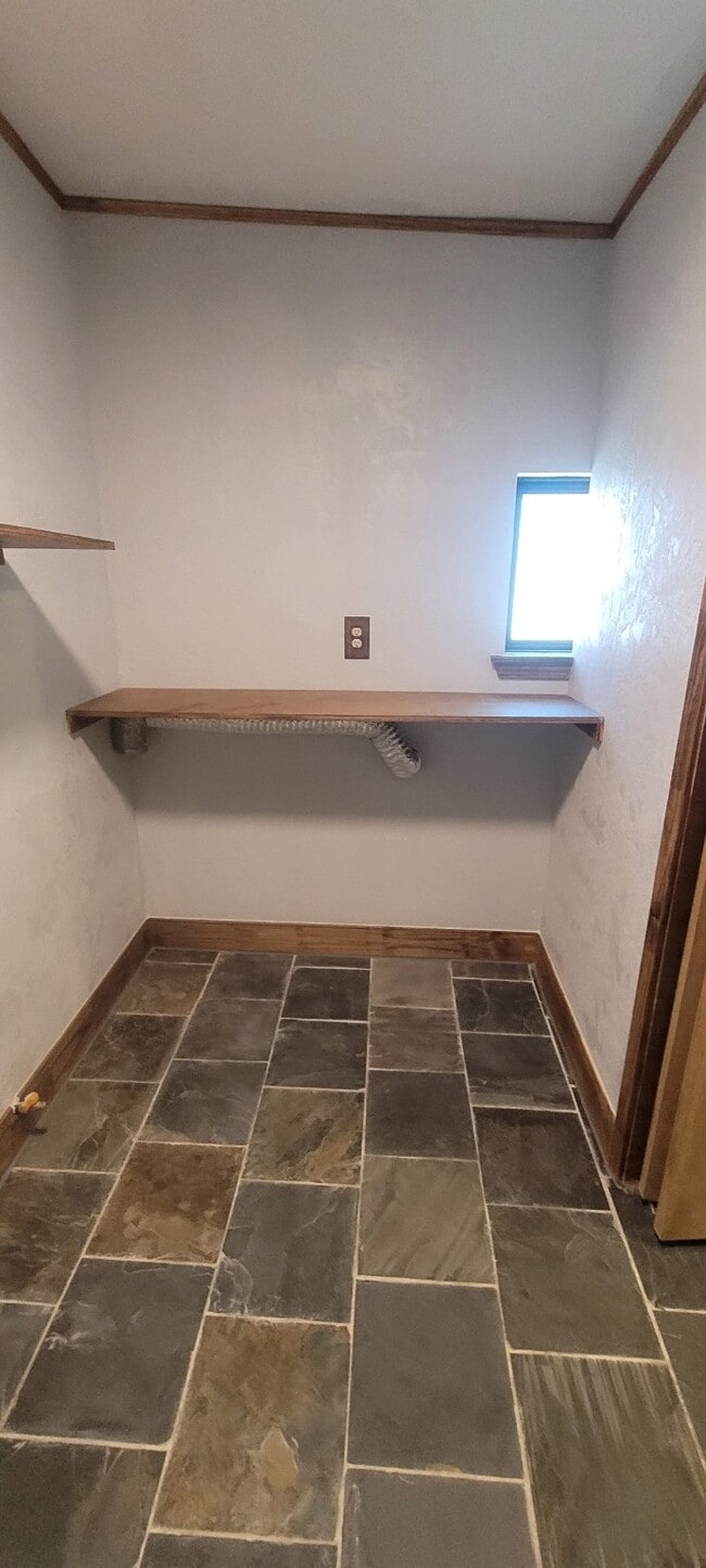 Photo - 7306 Moline St