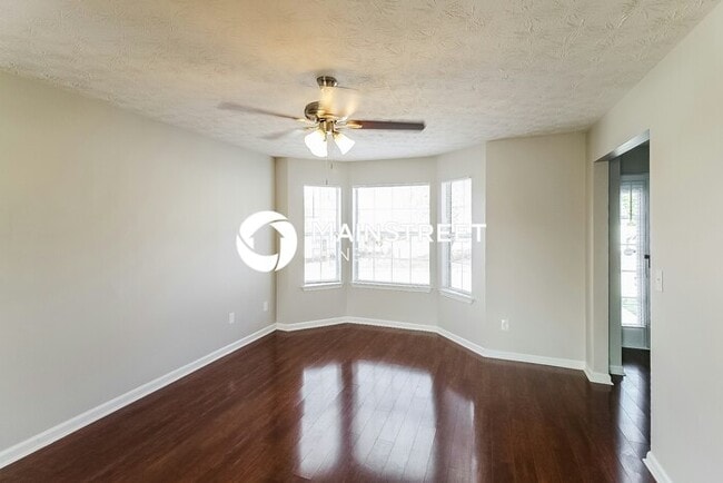 Photo - 4 Bedroom Pet-Friendly Home in Decatur, GA with Main Street Renewal