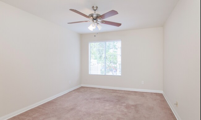 21550 Burbank Blvd Unit 2nd floor