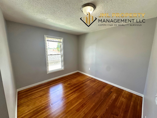 Photo - 321 Union St Unit 3N