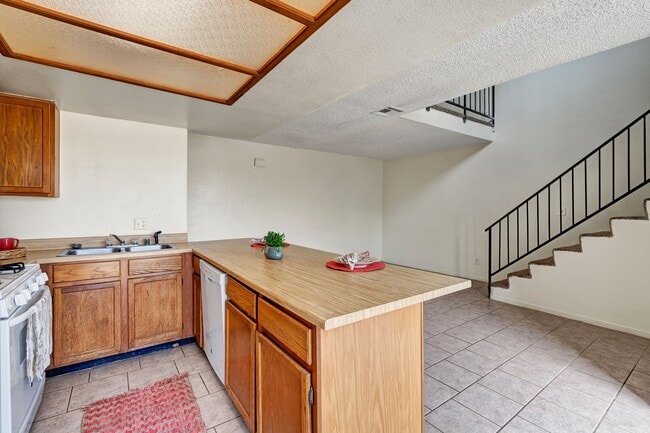 Cocina de Avanti Townhomes - Avanti Townhomes