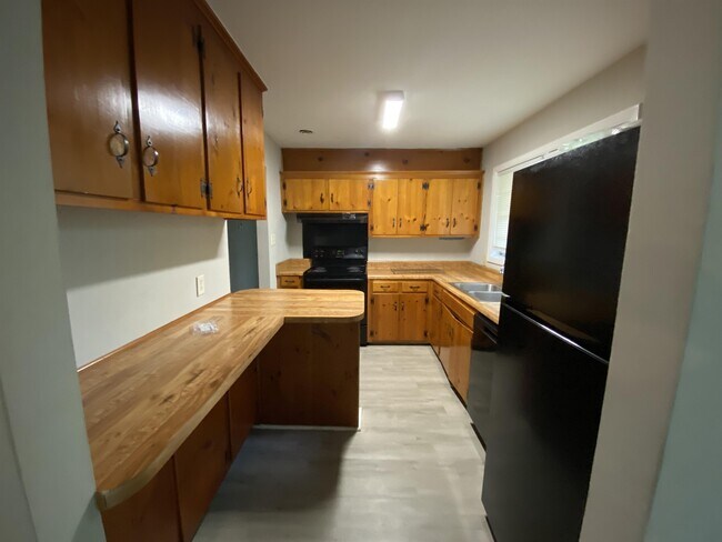 Photo - 3329 Oakridge Dr