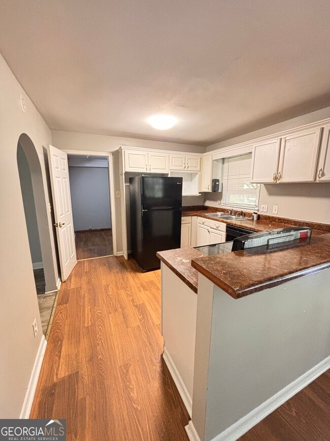 Photo - 910 Virginia Ct SE