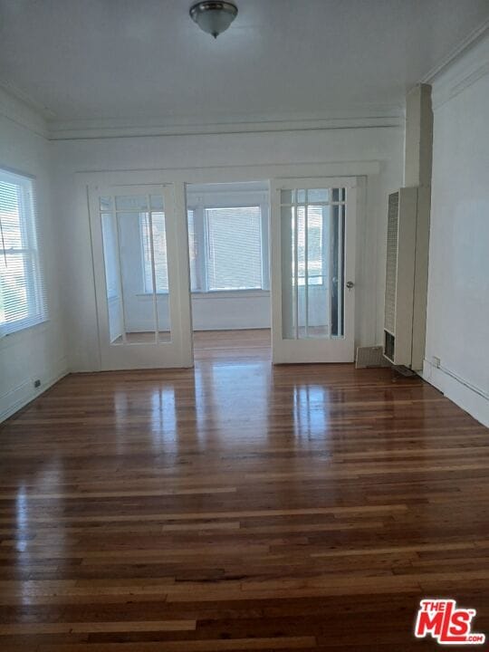 Photo - 1555 6th Ave