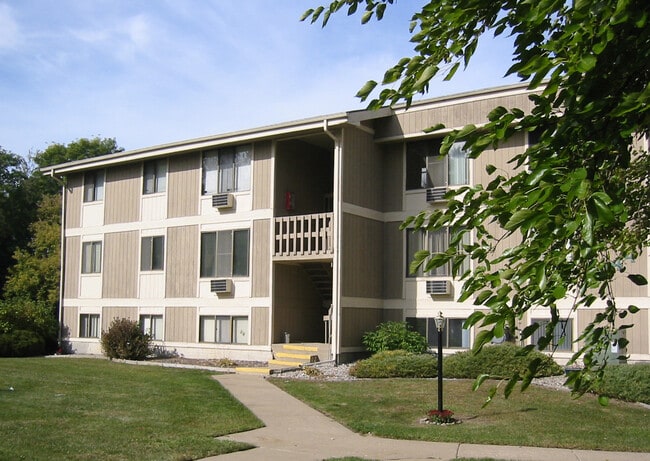 Photo - Sycamore Apartments