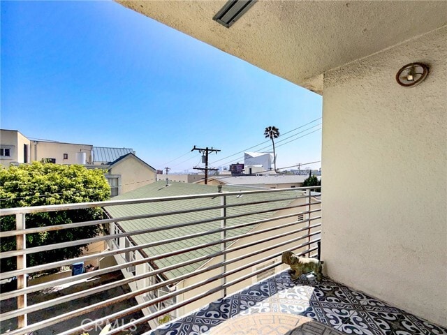Photo - 1129 Larrabee St Unit 10