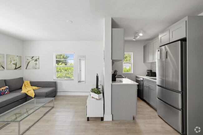 2BR, 2BA - 710SF - Kitchen/ Living Room - SoMi Happy Livin' (Furnished)