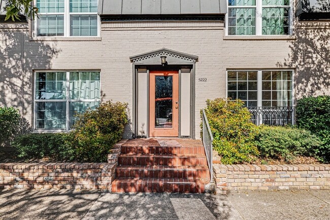 Building Photo - 5222 Fleetwood Oaks Ave