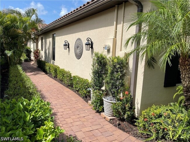 Photo - 8328 Lucello Terrace N