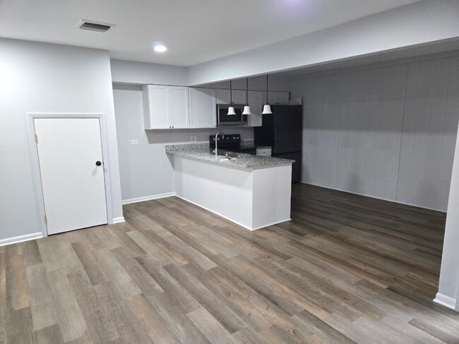 Photo - 3341 Beacon St Unit 31