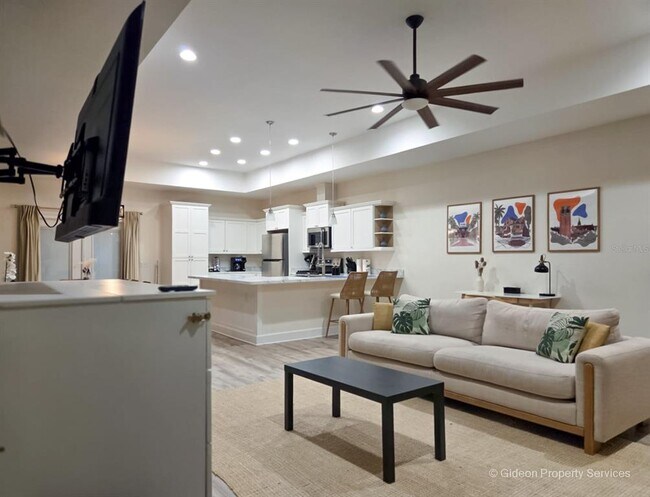 Photo - 4460 NW 19th St