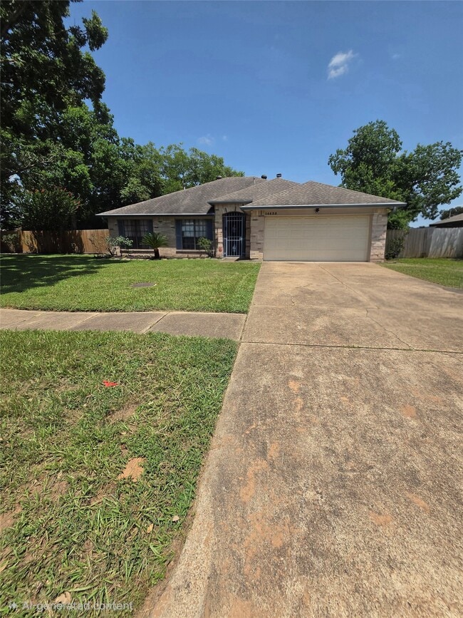 Building Photo - 14435 E Glen Willow Rd