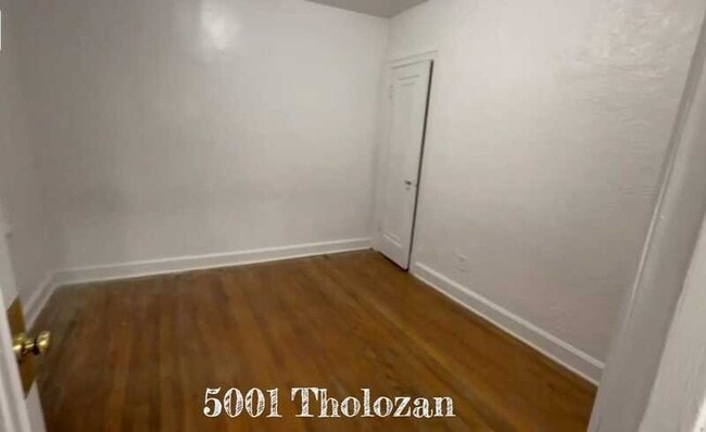 Photo - 5001 Tholozan Ave Unit 2E