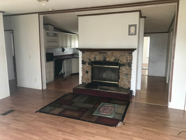 Photo - 4965 Gladys Owens St