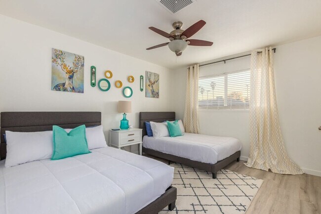 1813 N 75th Pl Unit SI ID1558624P