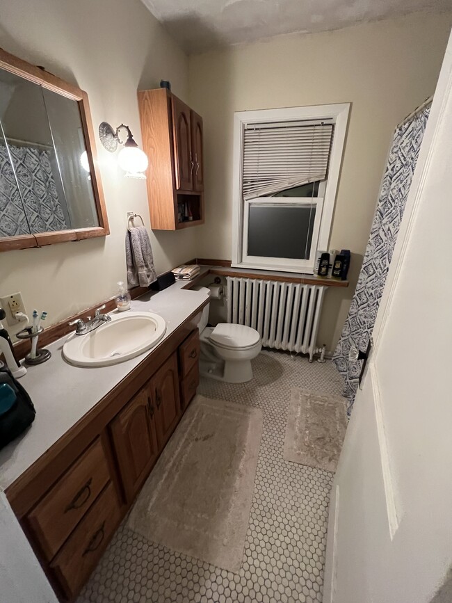 Photo - 1834 Woodland Ave