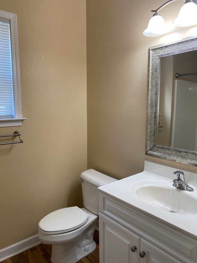 Photo - Great Downtown Location