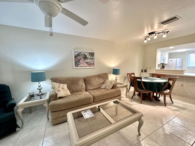Photo - SW Kingsway Cir. #1503 Apartment Unit 1