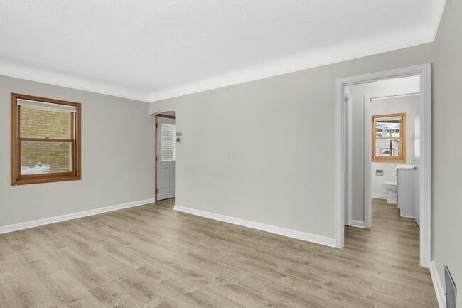 Photo - 3744 Perry Ave N