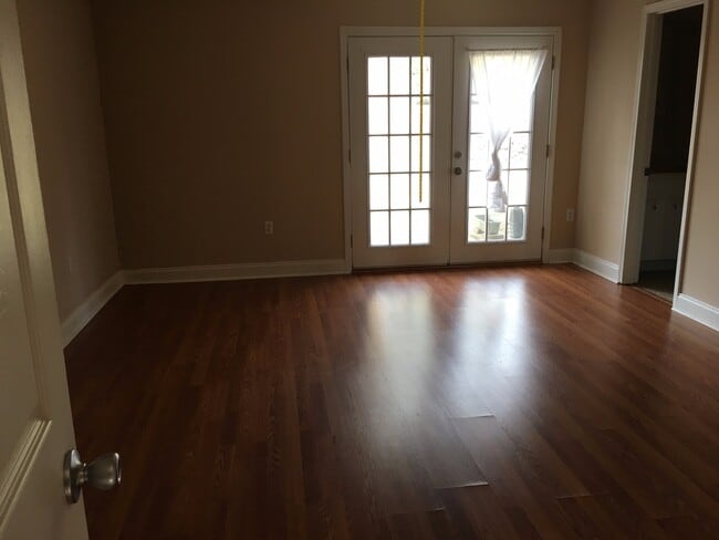 Photo - Great 3 Bed / 2 Bath For Rent in Madison