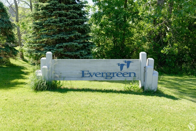 Photo - Evergreen Hills