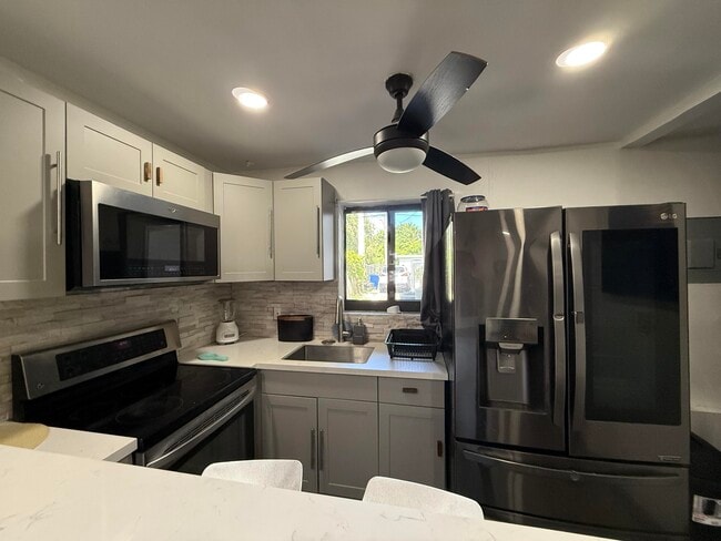 Photo - 168 NW 53rd St Unit 4