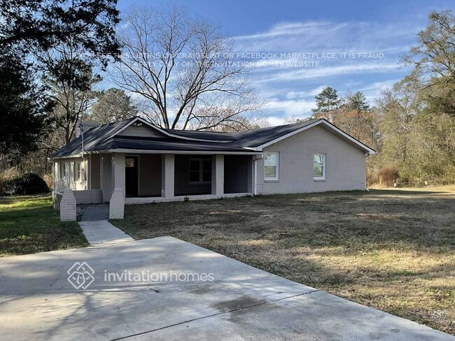 Building Photo - 547 Rustic Rd