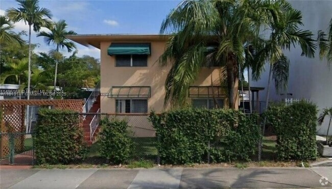 Building Photo - 2441 SW 27th Ave Unit 6 Rental