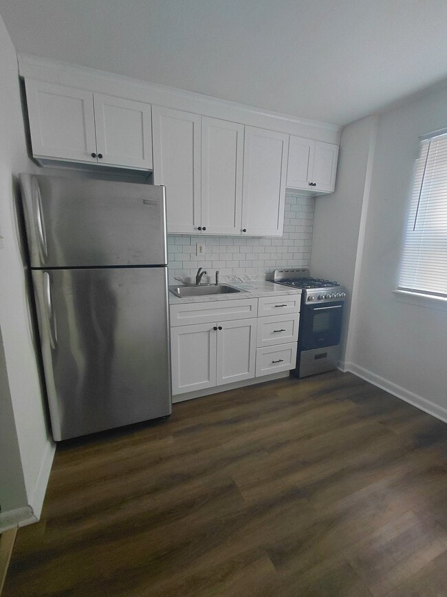 Photo - 800 Princeton Ave Unit 1