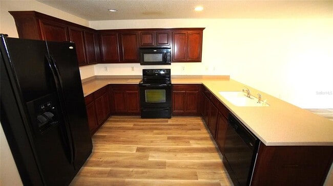 Photo - 30950 Mandolin Cay Ave