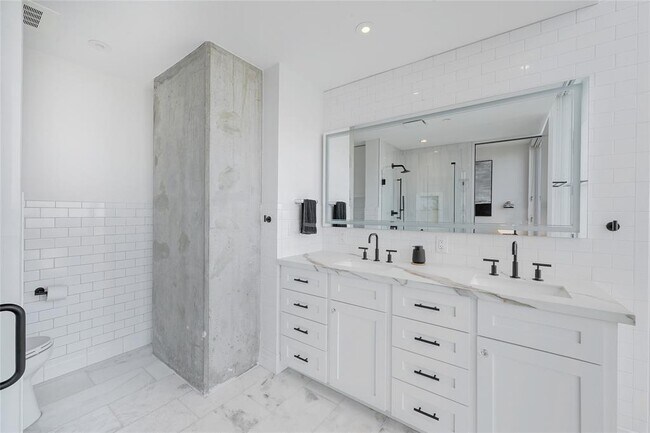Photo - 301 West Ave Unit 2201