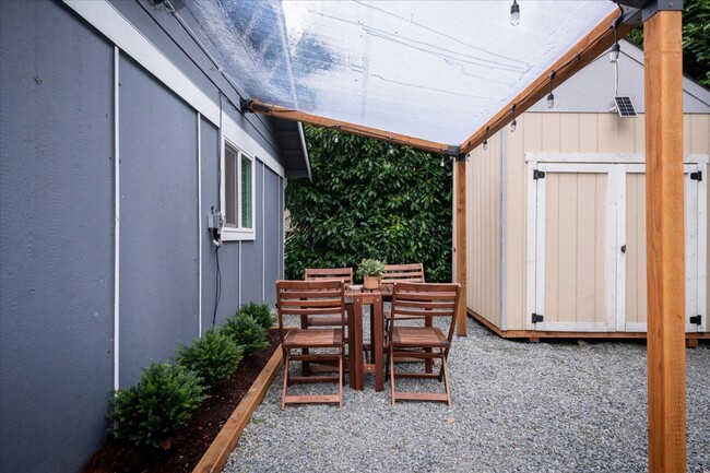 Photo - 210 SW 104th St Unidad ADU