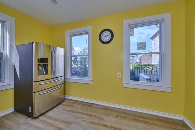 Photo - 19 Whittier St Unit 1