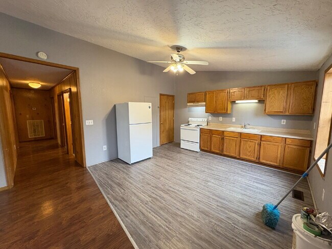 Photo - 111 Volunteer Dr