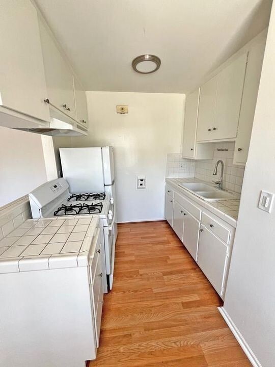 Photo - 12716 Venice Blvd. Unit 4