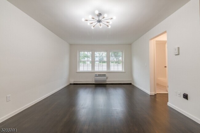 Living Rm BR Combo without furniture - 605 Grove St Unit Williamsburg South K-10