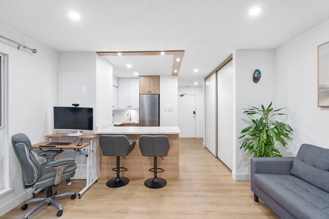 Photo - 1545 E 2nd Ave Unit ID1351279P