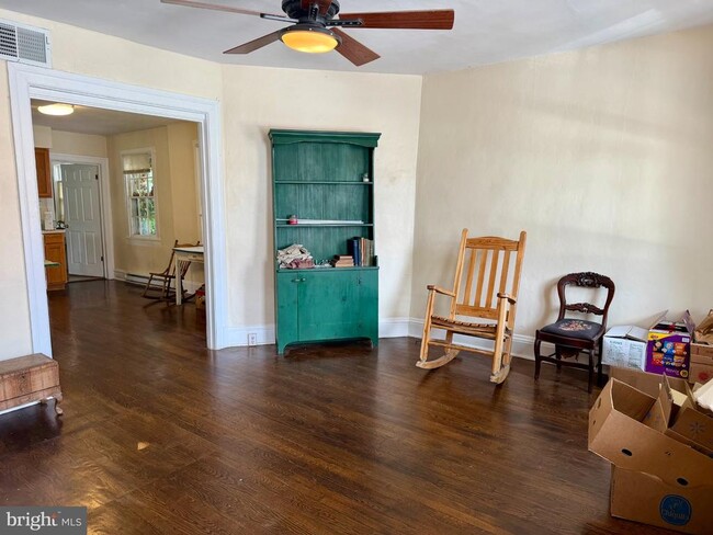 Photo - 211 E Boscawen St