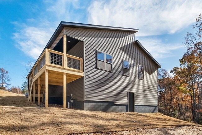 Photo - 19 Dumfries Dr