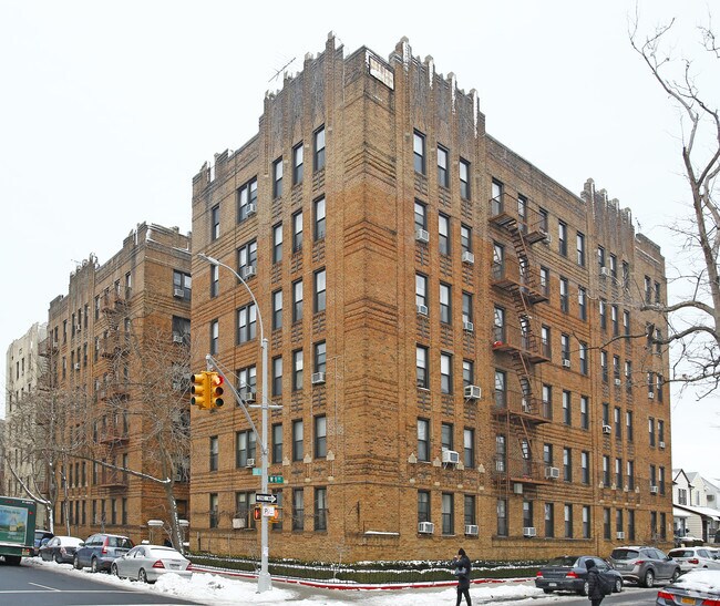 135 Avenue P - 135 Avenue P Apartments