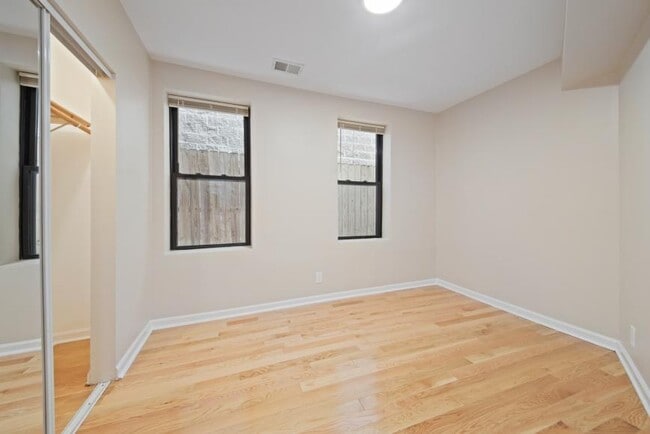 Photo - 2 bedroom in Chicago IL 60647 Unit g