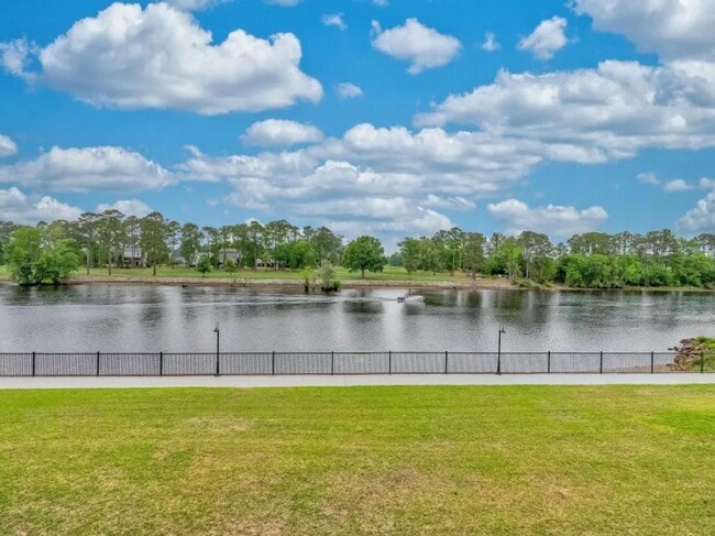 Photo - 265 Venice Way Unidad 11-104