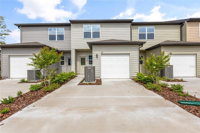 Photo - 377 Grand Pne Ln