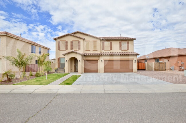 Spacious 5 bedroom home in San Tan Heights! - Spacious 5 bedroom home in San Tan Heights!