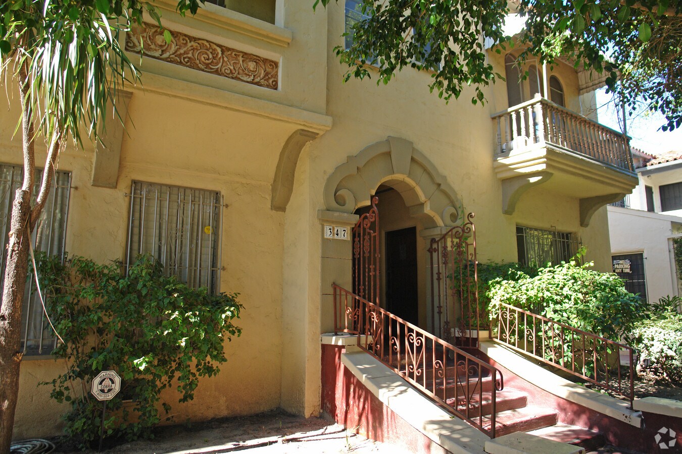 Photo - 347-349 N Sierra Bonita Ave Apartments